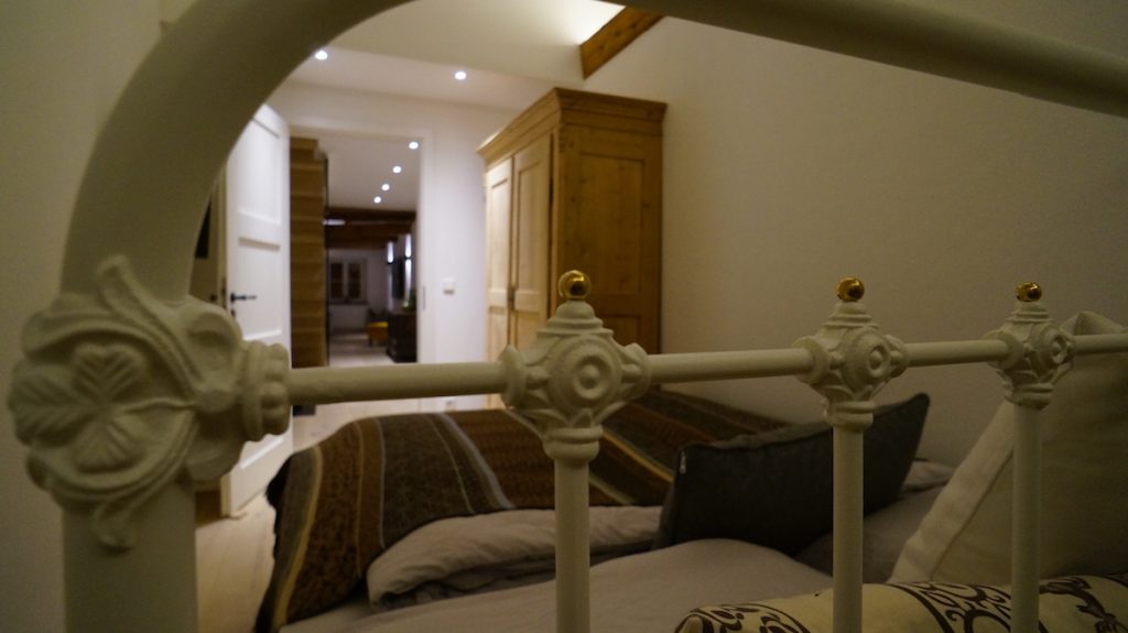 ORIGINAL HISTORIC BEDS 2ND FLOOR Holiday apartments Füssen